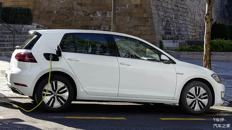 e-Golf